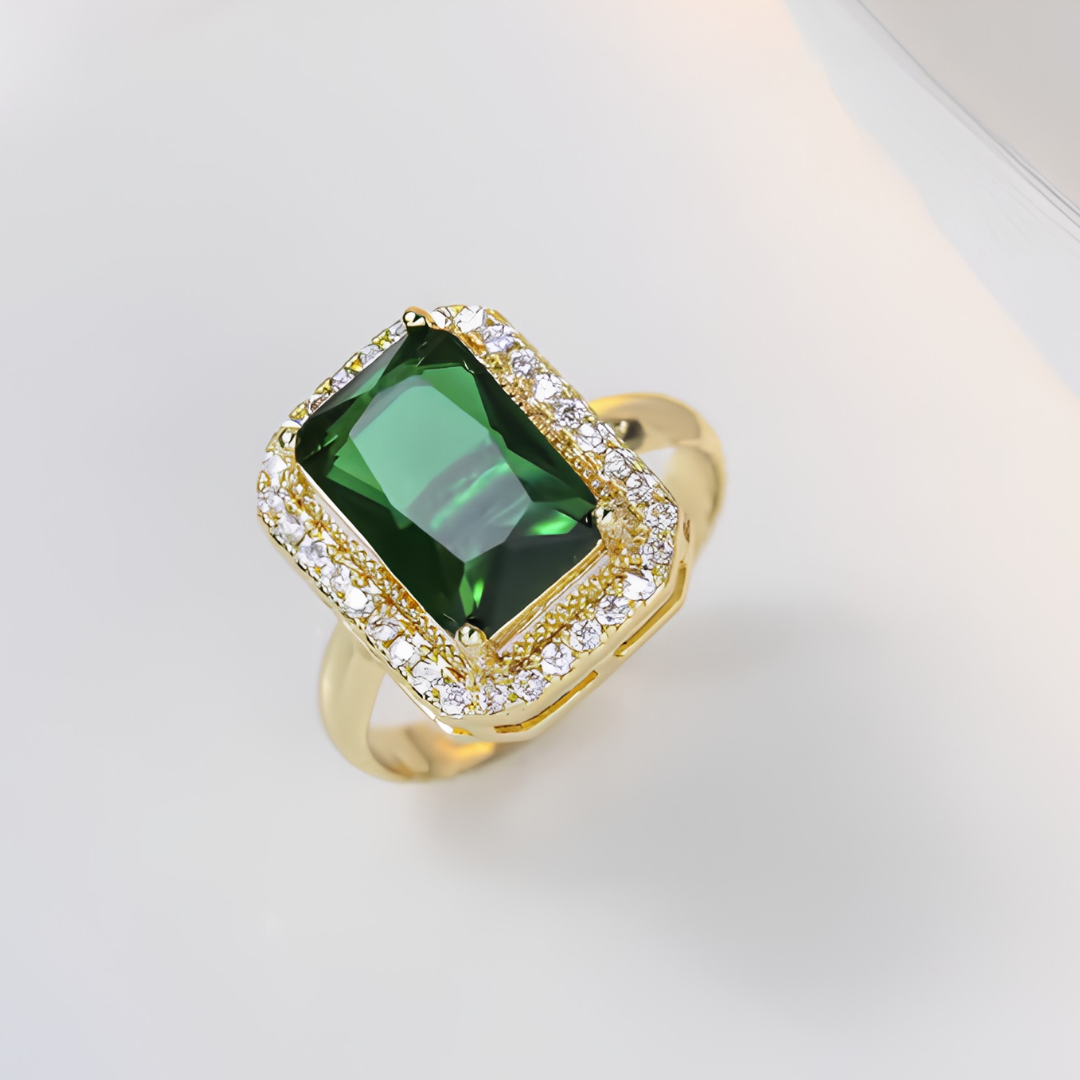 Emerald Elegance 4-Piece Jewelry Set