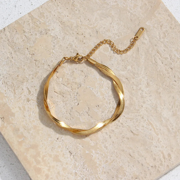 Classic Gold-Plated Necklace and Bracelet Set